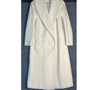 Long cream trench coat XL